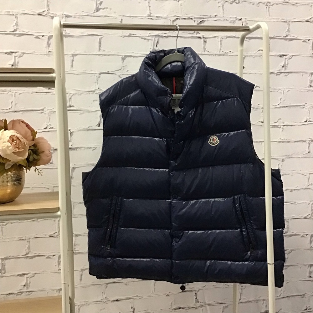 MONCLER TIB GILET sz 7. Vest - dark blue